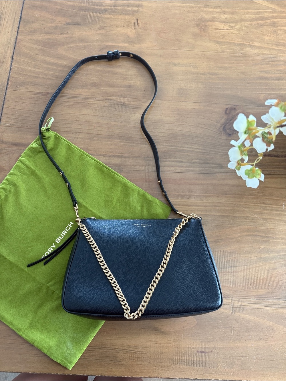 Tory Burch Black Leather Shoulder Bag with Gold Chain